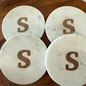 Pottery Barn Wooden letter S initial Marble drink Coasters set of 4 round 4"